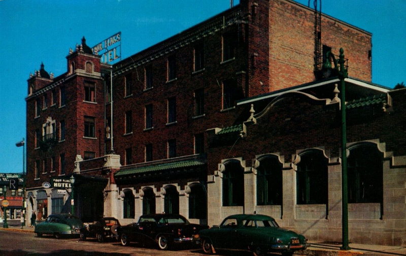 Four Flags Hotel - Postcard